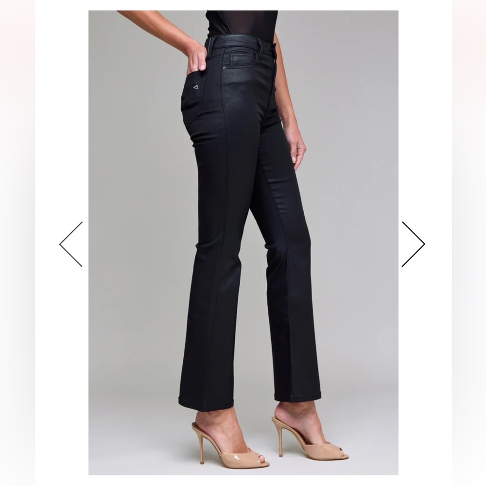 HIDDEN JEANS Coated High Waist Flare Jeans size 30 black